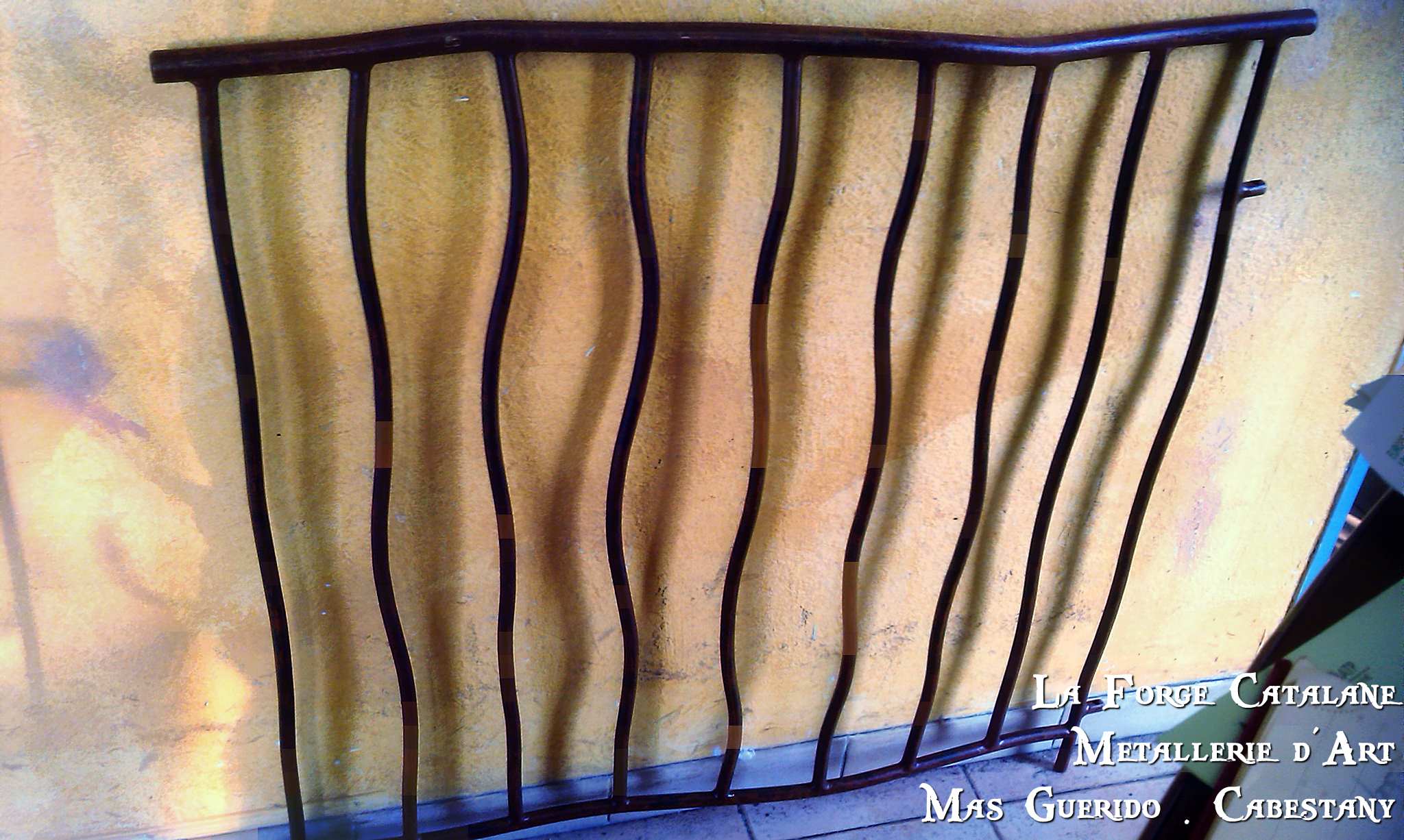 garde corps rambarde barreaudages effet tordus forge catalane.jpg